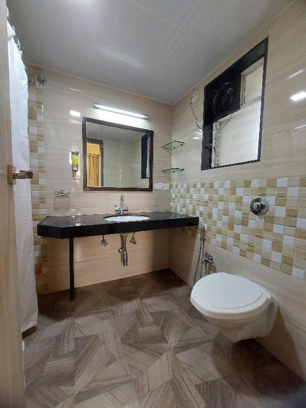 Super Hotel O Happy Homely Stay Near Pune Airport Khadki Экстерьер фото