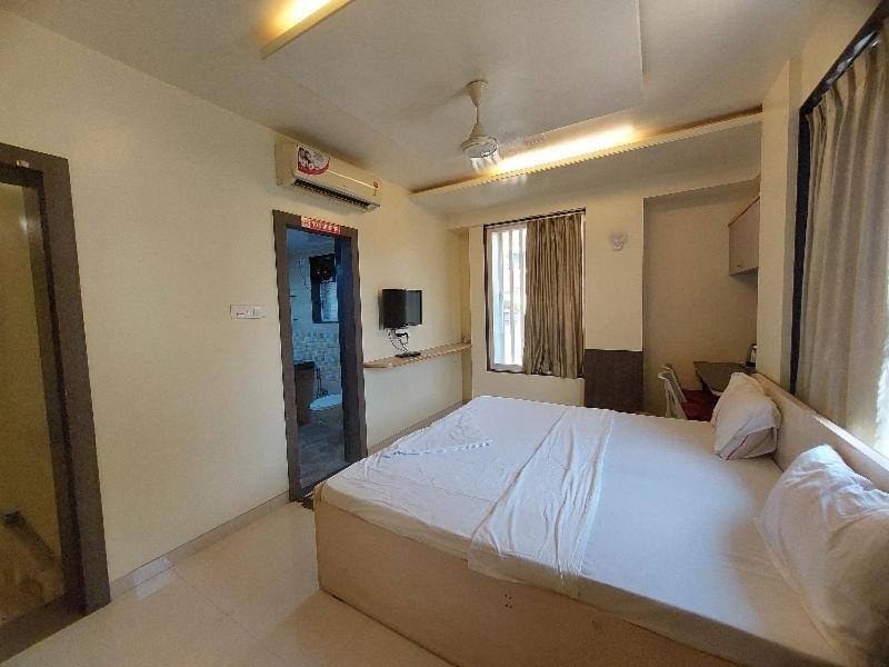 Super Hotel O Happy Homely Stay Near Pune Airport Khadki Экстерьер фото